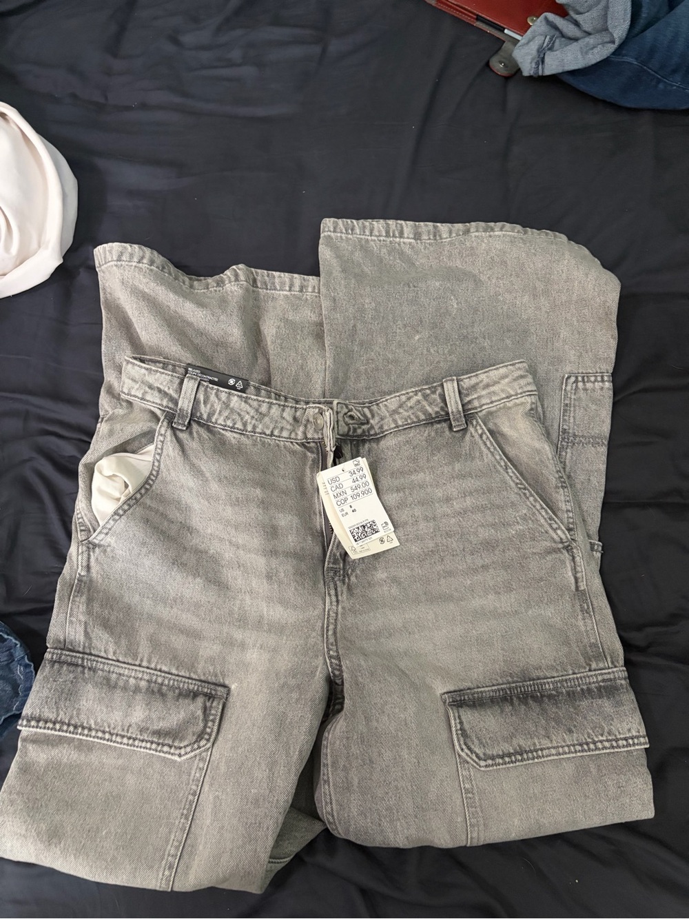 Divided Women's Gray Wide Leg Cargo Jeans